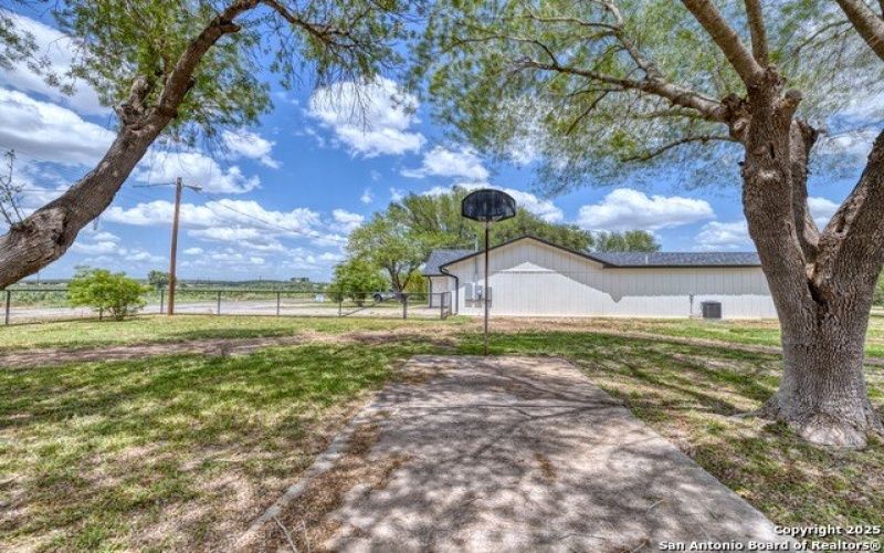 121 CR 367, Uvalde, TX 78801, 4 Habitaciones Habitaciones , ,3 BañosBaños,Residential,En Venta,121 CR 367,1878488