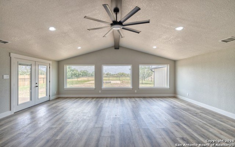 121 CR 367, Uvalde, TX 78801, 4 Habitaciones Habitaciones , ,3 BañosBaños,Residential,En Venta,121 CR 367,1878488