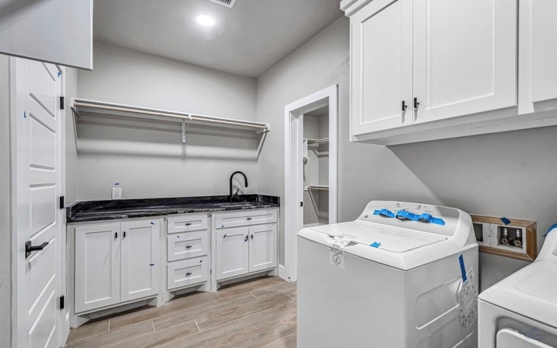 10801 W County Rd 142, Midland, TX 79706, 4 Habitaciones Habitaciones , ,2 BañosBaños,Residential,En Venta,10801 W County Rd 142,0,50083247