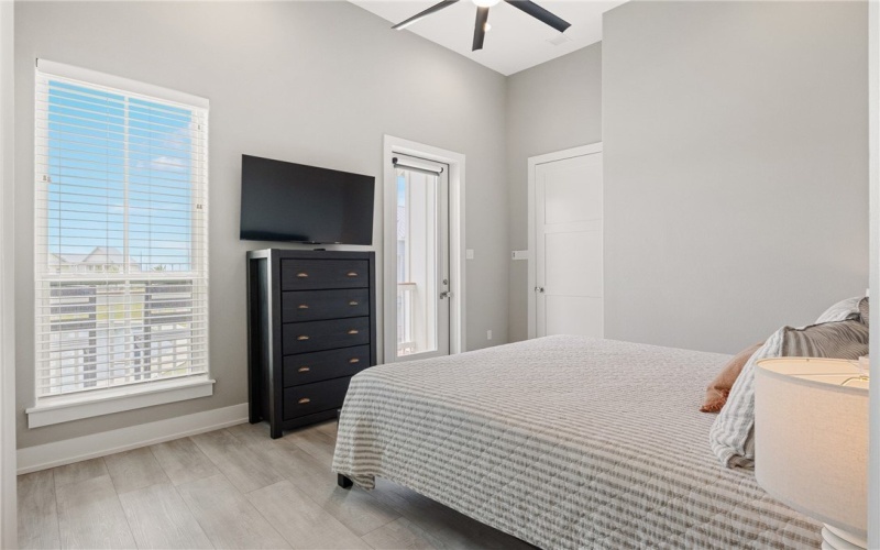 114 Barefoot, Port Aransas, TX 78373, 4 Bedrooms Bedrooms, ,5 BathroomsBathrooms,Residential,For Sale,114 Barefoot,457765