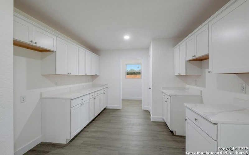 1020 County Road 4516, Castroville, TX 78009, 4 Habitaciones Habitaciones , ,2 BañosBaños,Residential,En Venta,1020 County Road 4516,1878689