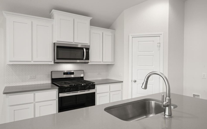 313 Comanche, Cleburne, TX 76033, 4 Habitaciones Habitaciones , ,2 BañosBaños,Residential,En Venta,313 Comanche,0,20979804