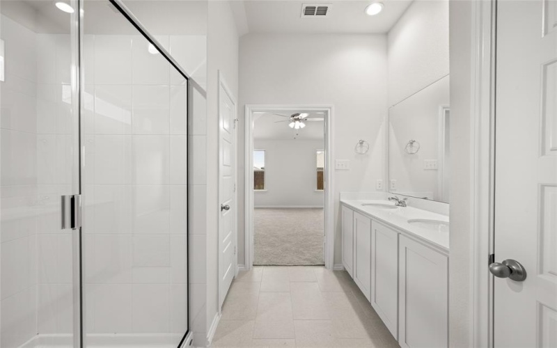 313 Comanche, Cleburne, TX 76033, 4 Habitaciones Habitaciones , ,2 BañosBaños,Residential,En Venta,313 Comanche,0,20979804