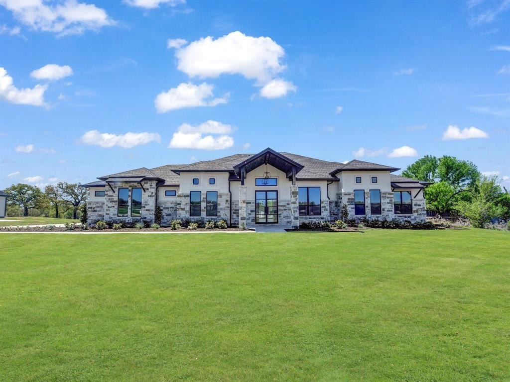 4009 Estancia Court, Weatherford, TX 76088, 4 Bedrooms Bedrooms, ,3 BathroomsBathrooms,Residential,For Sale,4009 Estancia Court,20979812