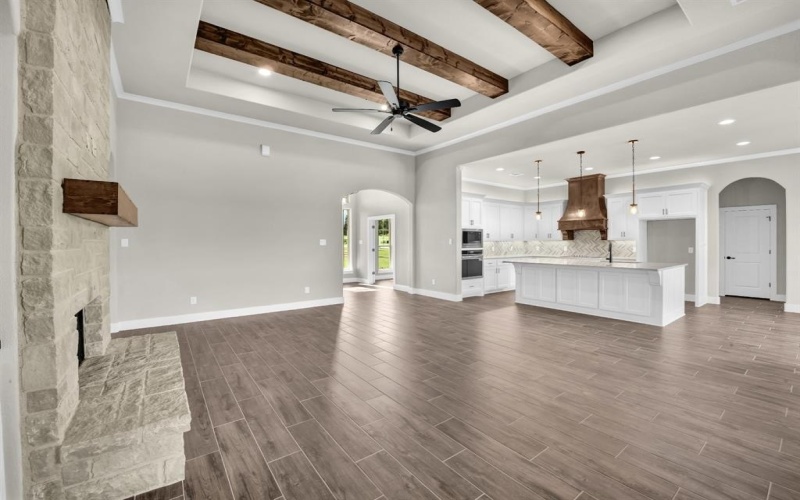 1040 Arbor Vista Drive, Azle, TX 76020, 4 Habitaciones Habitaciones , ,2 BañosBaños,Residential,En Venta,1040 Arbor Vista Drive,0,20979887