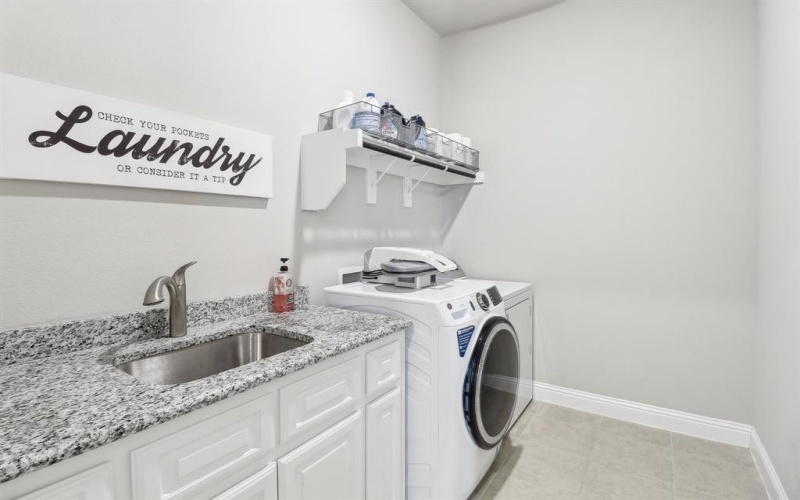 616 Windy Ridge Lane, Rockwall, TX 75087, 5 Habitaciones Habitaciones , ,5 BañosBaños,Residential,En Venta,616 Windy Ridge Lane,20808743