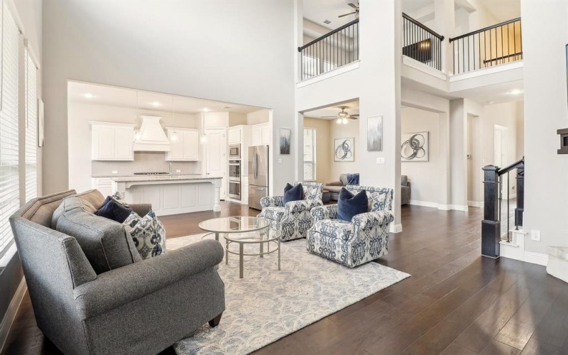 616 Windy Ridge Lane, Rockwall, TX 75087, 5 Habitaciones Habitaciones , ,5 BañosBaños,Residential,En Venta,616 Windy Ridge Lane,20808743