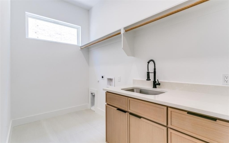 2315 Bussey Drive, Irving, TX 75062, 5 Habitaciones Habitaciones , ,3 BañosBaños,Residential,En Venta,2315 Bussey Drive,20962920