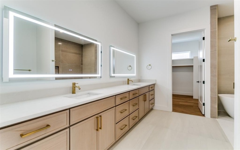 2315 Bussey Drive, Irving, TX 75062, 5 Habitaciones Habitaciones , ,3 BañosBaños,Residential,En Venta,2315 Bussey Drive,20962920