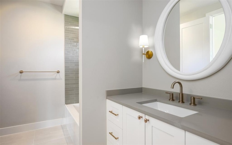 5746 Goodwin Avenue, Dallas, TX 75206, 4 Habitaciones Habitaciones , ,5 BañosBaños,Residential,En Venta,5746 Goodwin Avenue,0,20965248