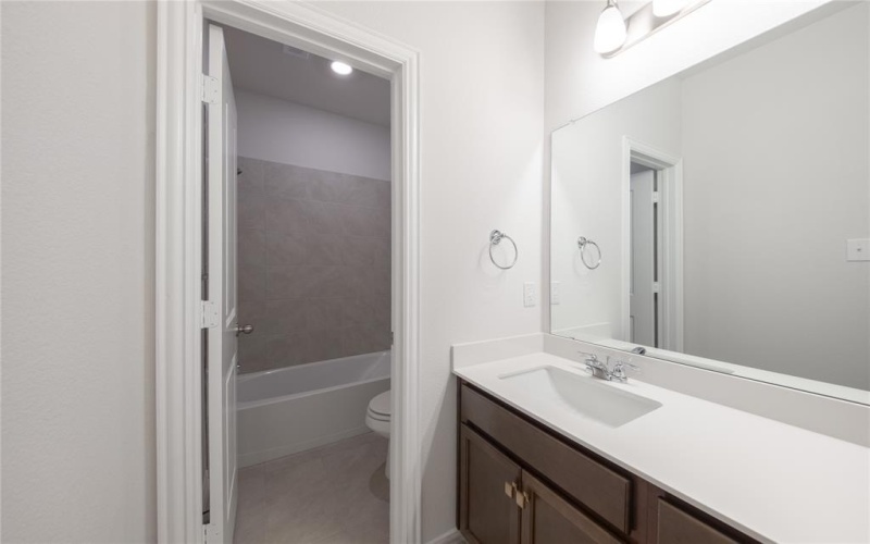 848 Jacquelyn Drive, Little Elm, TX 75068, 5 Bedrooms Bedrooms, ,3 BathroomsBathrooms,Residential,For Sale,848 Jacquelyn Drive,0,20980076