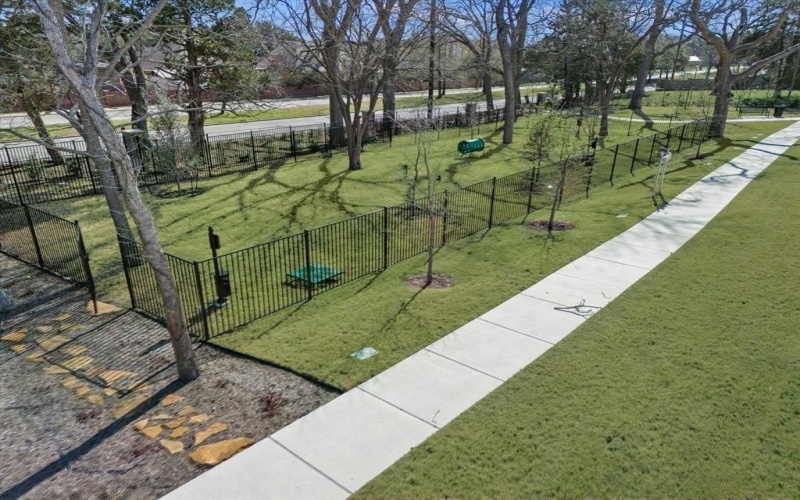 3802 Windmere Drive, Rowlett, TX 75088, 4 Bedrooms Bedrooms, ,5 BathroomsBathrooms,Residential,For Sale,3802 Windmere Drive,0,20980262