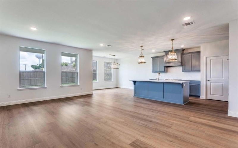 500 Lakeway Lane, Justin, TX 76247, 3 Habitaciones Habitaciones , ,2 BañosBaños,Residential,En Venta,500 Lakeway Lane,20980327