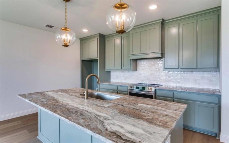 304 Ridge Drive, Justin, TX 76247, 3 Habitaciones Habitaciones , ,2 BañosBaños,Residential,En Venta,304 Ridge Drive,20980335