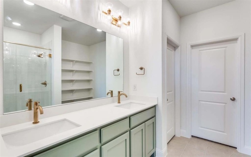 304 Ridge Drive, Justin, TX 76247, 3 Habitaciones Habitaciones , ,2 BañosBaños,Residential,En Venta,304 Ridge Drive,20980335