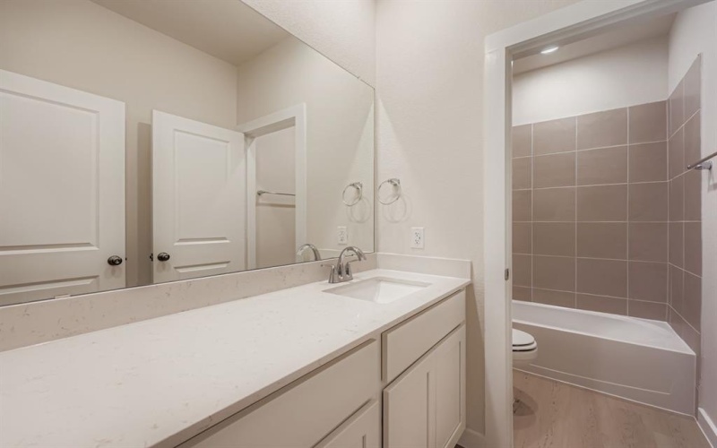 1009 Park Oak Lane, Crowley, TX 76036, 3 Habitaciones Habitaciones , ,2 BañosBaños,Residential,En Venta,1009 Park Oak Lane,0,20980352