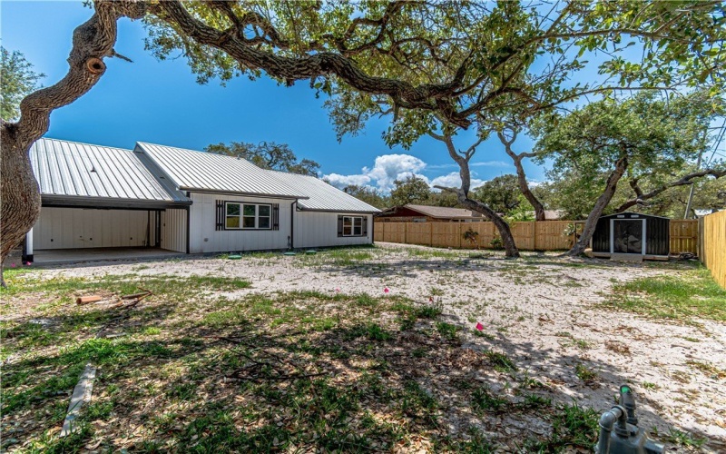 47 Mockingbird Lane, Rockport, TX 78382, 5 Habitaciones Habitaciones , ,5 BañosBaños,Residential,En Venta,47 Mockingbird Lane,457857
