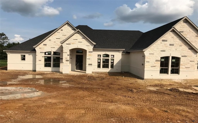 1009 Old Oaks Court, Weatherford, TX 76087, 4 Bedrooms Bedrooms, ,5 BathroomsBathrooms,Residential,For Sale,1009 Old Oaks Court,20978308