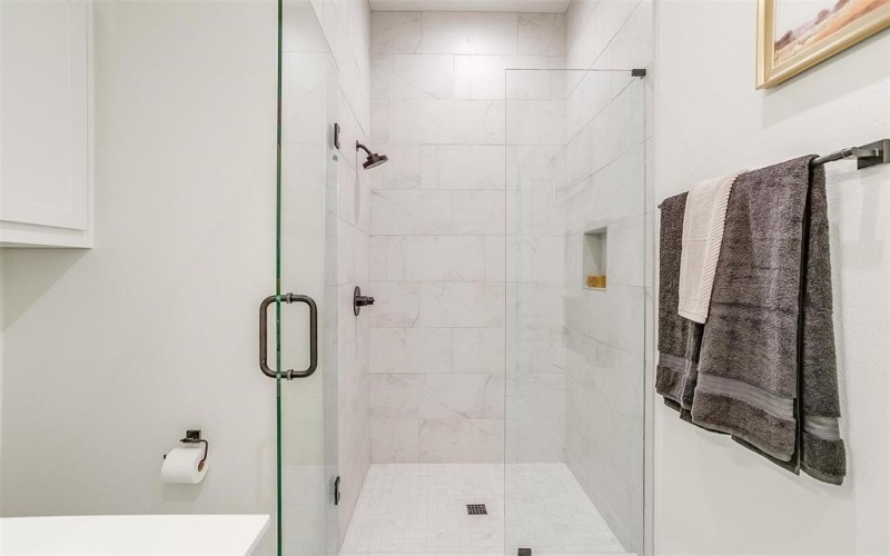 123 Thornton Street, Arlington, TX 76013, 2 Bedrooms Bedrooms, ,2 BathroomsBathrooms,Residential,For Sale,123 Thornton Street,20980178
