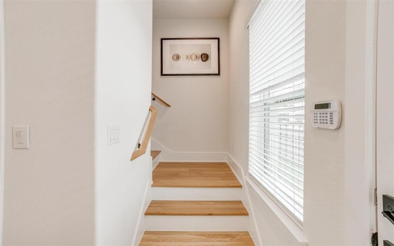 123 Thornton Street, Arlington, TX 76013, 2 Bedrooms Bedrooms, ,2 BathroomsBathrooms,Residential,For Sale,123 Thornton Street,20980178