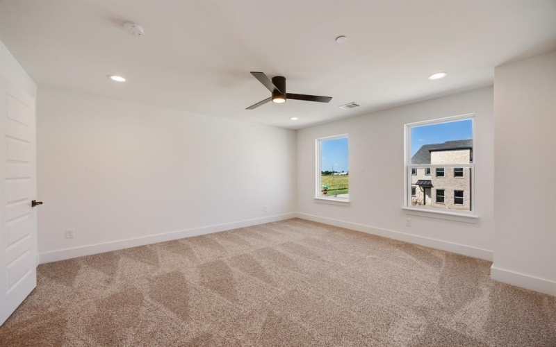 8913 Lowell Street, Rowlett, TX 75089, 3 Bedrooms Bedrooms, ,2 BathroomsBathrooms,Residential,For Sale,8913 Lowell Street,20980431