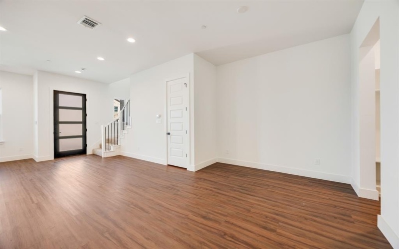 8913 Lowell Street, Rowlett, TX 75089, 3 Bedrooms Bedrooms, ,2 BathroomsBathrooms,Residential,For Sale,8913 Lowell Street,20980431