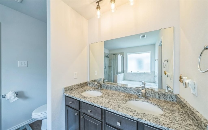 433 Woodhouse Way, Everman, TX 76140, 3 Habitaciones Habitaciones , ,2 BañosBaños,Residential,En Venta,433 Woodhouse Way,20980447