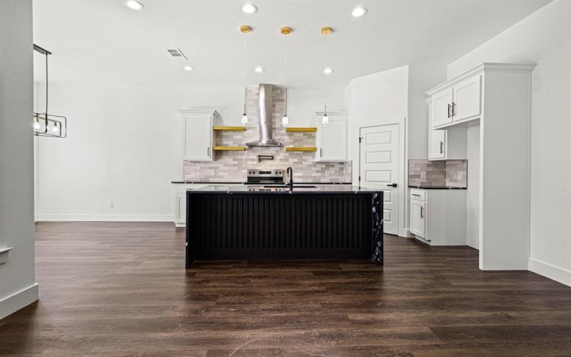 2602 Fatima Avenue, Dallas, TX 75241, 4 Bedrooms Bedrooms, ,2 BathroomsBathrooms,Residential,For Sale,2602 Fatima Avenue,0,20980451