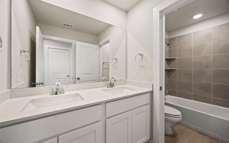 1017 Verde Creek Court, Crowley, TX 76036, 4 Bedrooms Bedrooms, ,3 BathroomsBathrooms,Residential,For Sale,1017 Verde Creek Court,0,20980626