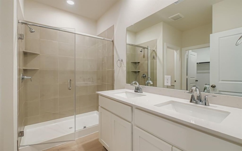 1029 Park Oak Lane, Crowley, TX 76036, 4 Bedrooms Bedrooms, ,3 BathroomsBathrooms,Residential,For Sale,1029 Park Oak Lane,0,20980627