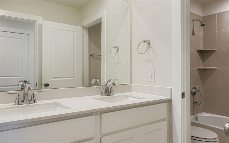 1029 Park Oak Lane, Crowley, TX 76036, 4 Bedrooms Bedrooms, ,3 BathroomsBathrooms,Residential,For Sale,1029 Park Oak Lane,0,20980627