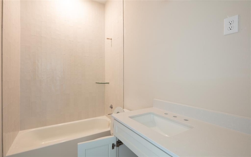 1809 Turtle Creek Lane, Gunter, TX 75058, 4 Bedrooms Bedrooms, ,5 BathroomsBathrooms,Residential,For Sale,1809 Turtle Creek Lane,0,20980679