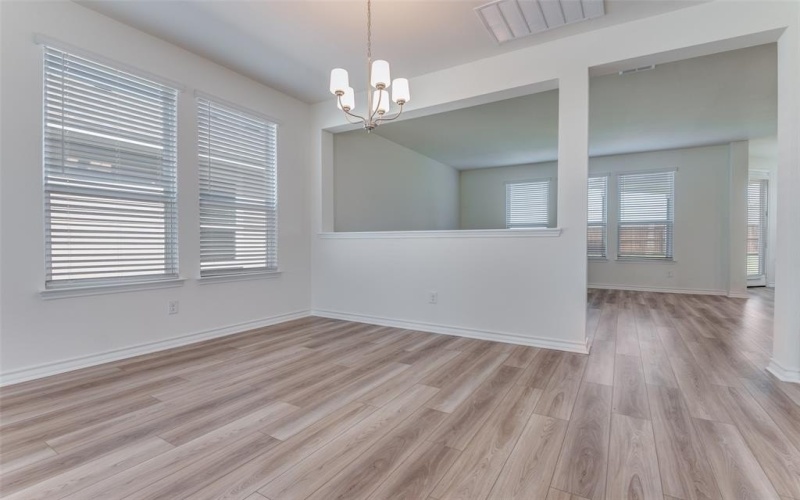 1514 Newsted Drive, Seagoville, TX 75159, 3 Bedrooms Bedrooms, ,2 BathroomsBathrooms,Residential,For Sale,1514 Newsted Drive,0,20980701