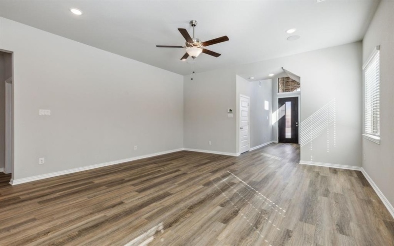 2021 Jade Forest, Mesquite, TX 75181, 4 Bedrooms Bedrooms, ,3 BathroomsBathrooms,Residential,For Sale,2021 Jade Forest,20980740
