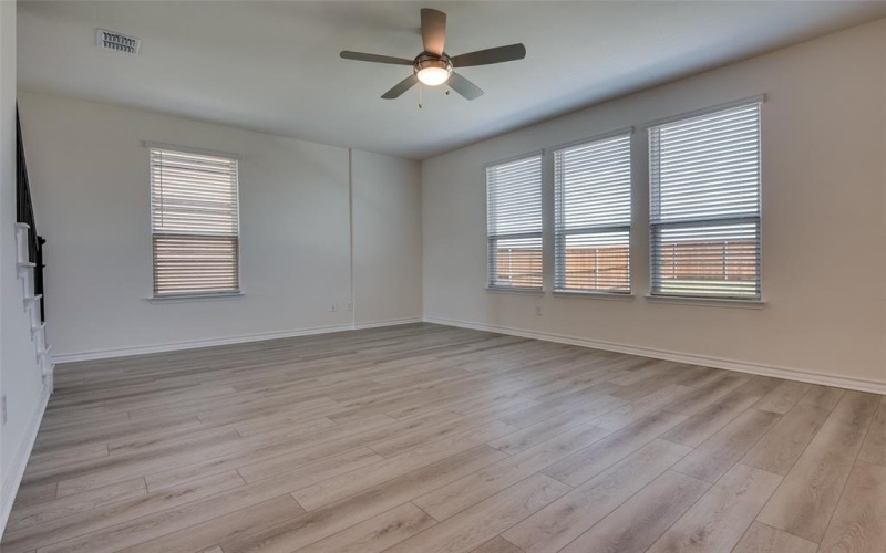 1512 Newsted Drive, Seagoville, TX 75159, 3 Bedrooms Bedrooms, ,2 BathroomsBathrooms,Residential,For Sale,1512 Newsted Drive,0,20980744