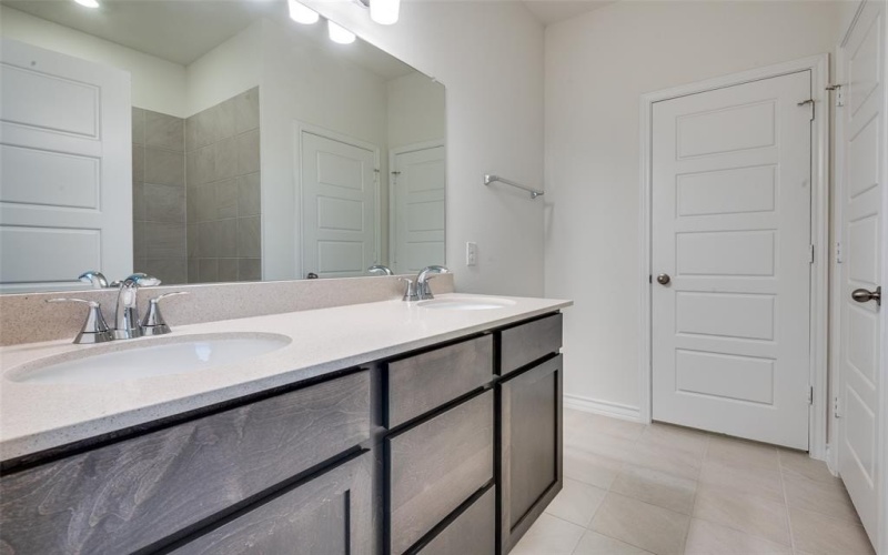 1518 Newsted Drive, Seagoville, TX 75159, 3 Bedrooms Bedrooms, ,2 BathroomsBathrooms,Residential,For Sale,1518 Newsted Drive,0,20980837