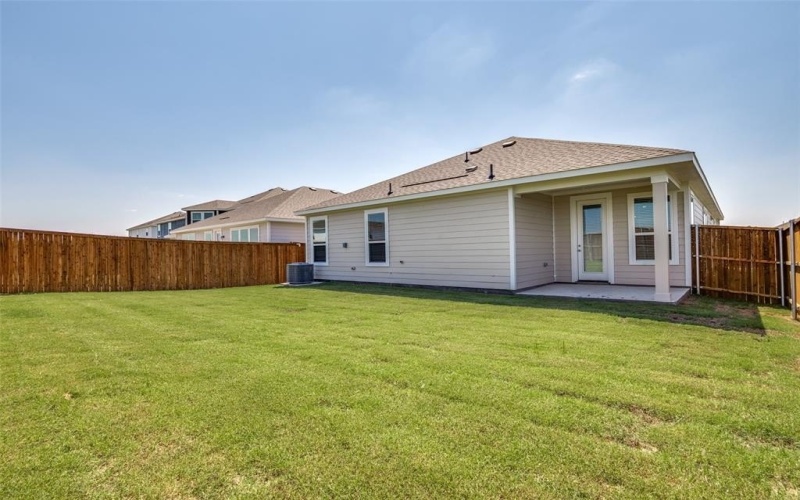 1518 Newsted Drive, Seagoville, TX 75159, 3 Bedrooms Bedrooms, ,2 BathroomsBathrooms,Residential,For Sale,1518 Newsted Drive,0,20980837