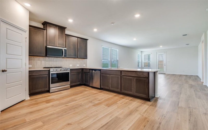 1518 Newsted Drive, Seagoville, TX 75159, 3 Bedrooms Bedrooms, ,2 BathroomsBathrooms,Residential,For Sale,1518 Newsted Drive,0,20980837
