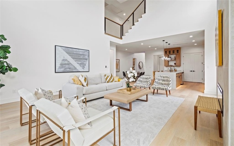 1706 Homeland Street, Dallas, TX 75212, 5 Bedrooms Bedrooms, ,5 BathroomsBathrooms,Residential,For Sale,1706 Homeland Street,20980881
