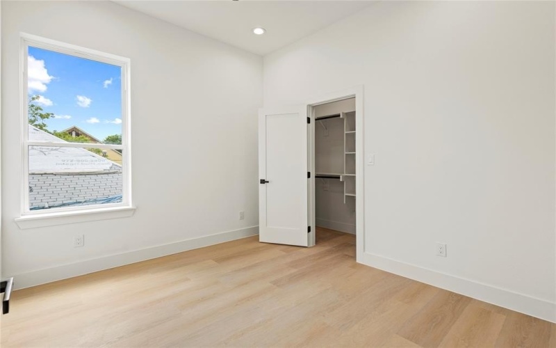 1706 Homeland Street, Dallas, TX 75212, 5 Bedrooms Bedrooms, ,5 BathroomsBathrooms,Residential,For Sale,1706 Homeland Street,20980881
