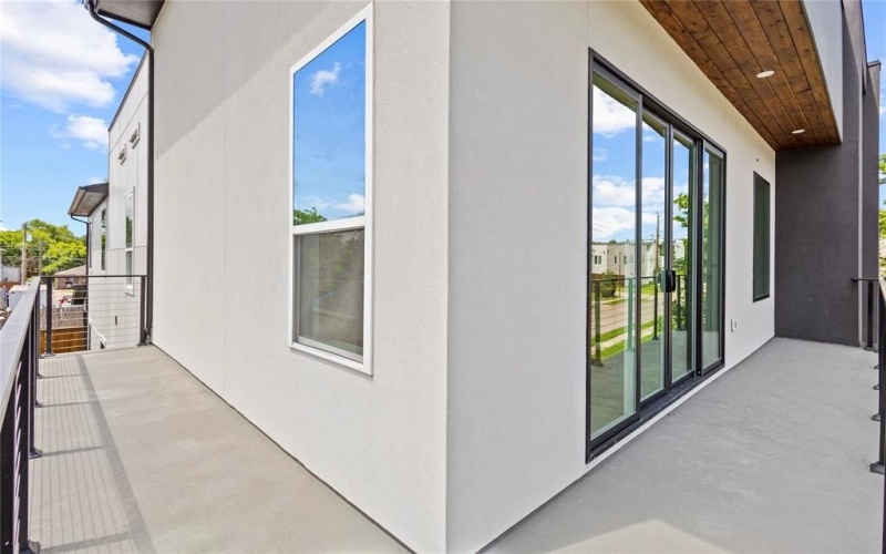 1706 Homeland Street, Dallas, TX 75212, 5 Bedrooms Bedrooms, ,5 BathroomsBathrooms,Residential,For Sale,1706 Homeland Street,20980881
