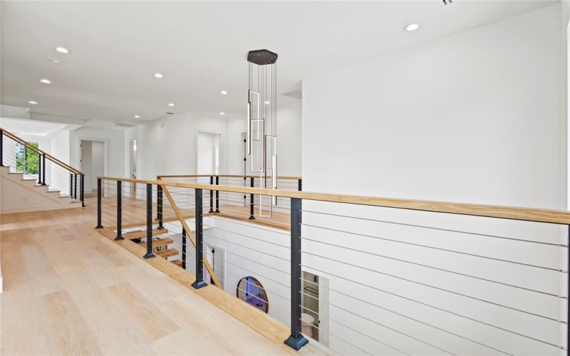 1706 Homeland Street, Dallas, TX 75212, 5 Bedrooms Bedrooms, ,5 BathroomsBathrooms,Residential,For Sale,1706 Homeland Street,20980881