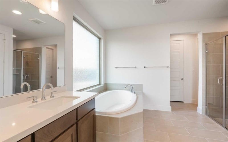 221 Bee Balm Road, McKinney, TX 75071, 4 Habitaciones Habitaciones , ,3 BañosBaños,Residential,En Venta,221 Bee Balm Road,0,20980975