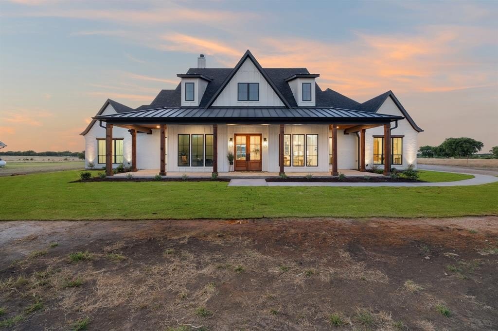 12100 Riek Road, Krum, TX 76249, 5 Bedrooms Bedrooms, ,5 BathroomsBathrooms,Residential,For Sale,12100 Riek Road,20981087