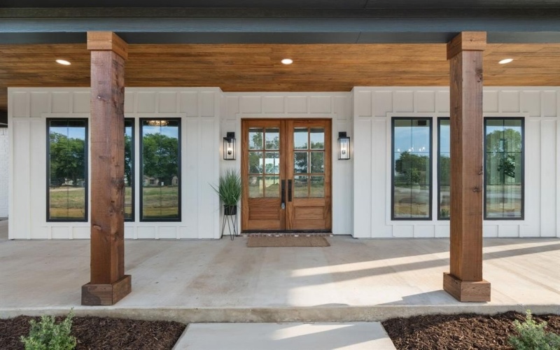 12100 Riek Road, Krum, TX 76249, 5 Bedrooms Bedrooms, ,5 BathroomsBathrooms,Residential,For Sale,12100 Riek Road,20981087