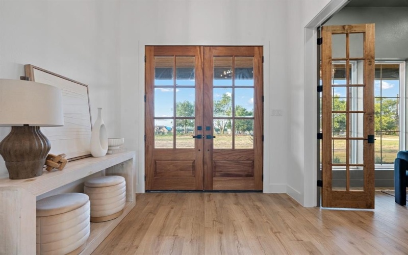 12100 Riek Road, Krum, TX 76249, 5 Bedrooms Bedrooms, ,5 BathroomsBathrooms,Residential,For Sale,12100 Riek Road,20981087