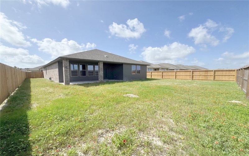 2409 Blessed Street, Corpus Christi, TX 78418, 4 Habitaciones Habitaciones , ,3 BañosBaños,Residential,En Venta,2409 Blessed Street,452306
