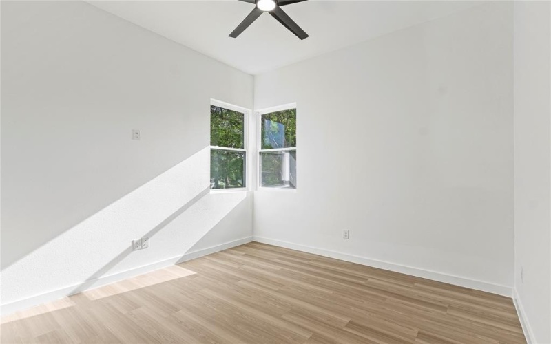 3403 Mundy Drive, Dallas, TX 75216, 5 Bedrooms Bedrooms, ,2 BathroomsBathrooms,Residential,For Sale,3403 Mundy Drive,20981246