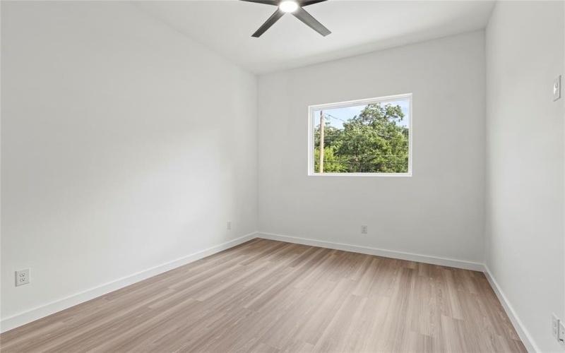 3403 Mundy Drive, Dallas, TX 75216, 5 Bedrooms Bedrooms, ,2 BathroomsBathrooms,Residential,For Sale,3403 Mundy Drive,20981246