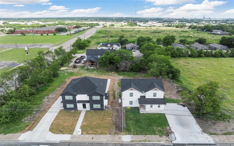 1721 Gurley Lane, Waco, TX 76706, 4 Habitaciones Habitaciones , ,5 BañosBaños,Residential,En Venta,1721 Gurley Lane,20979760